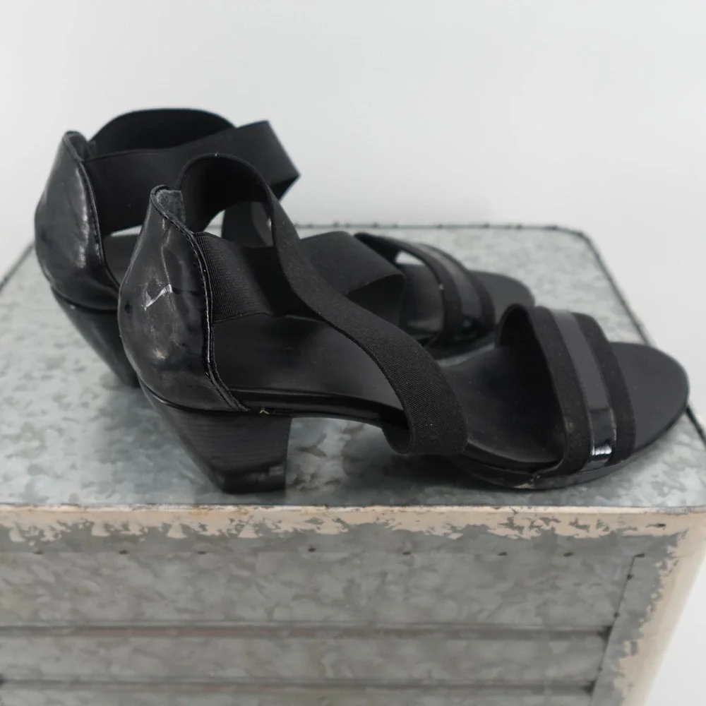 Munro American Black Elastic Cross Strap Sandals Low Wedge Heel Womens 8.5 SS‎